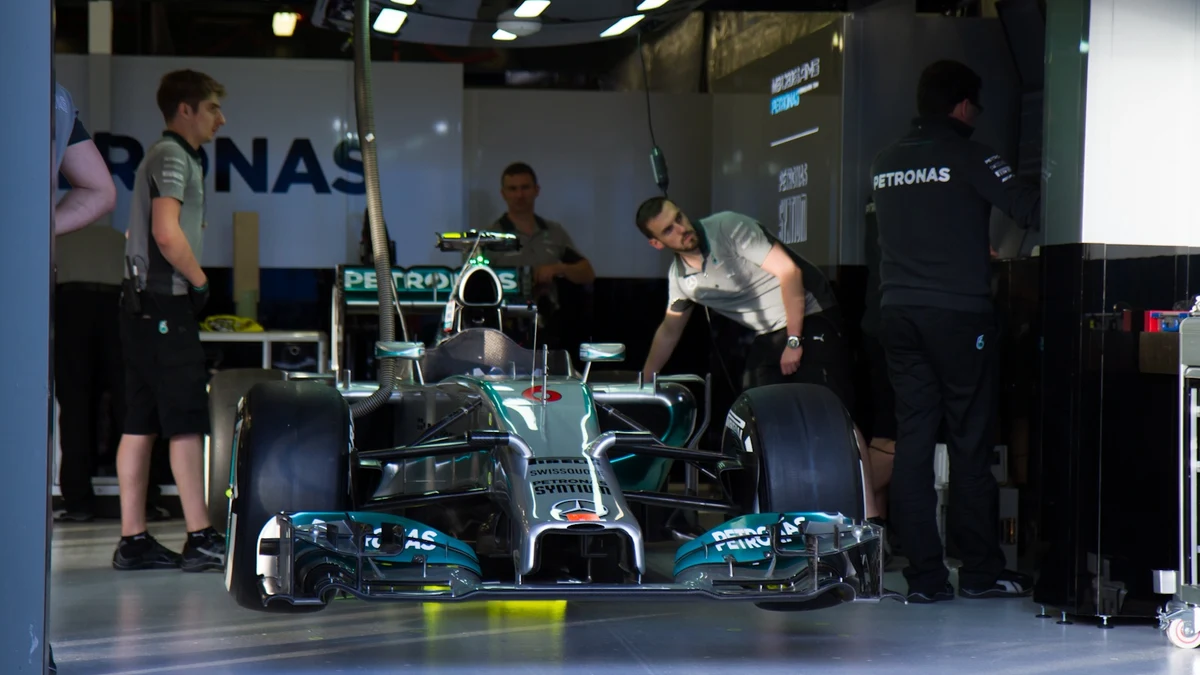 Turbo Hybrid V6 Power Unit Era Grand Prix Machine Modern turbo hybrid Formula One car representing contemporary f1 car evolution